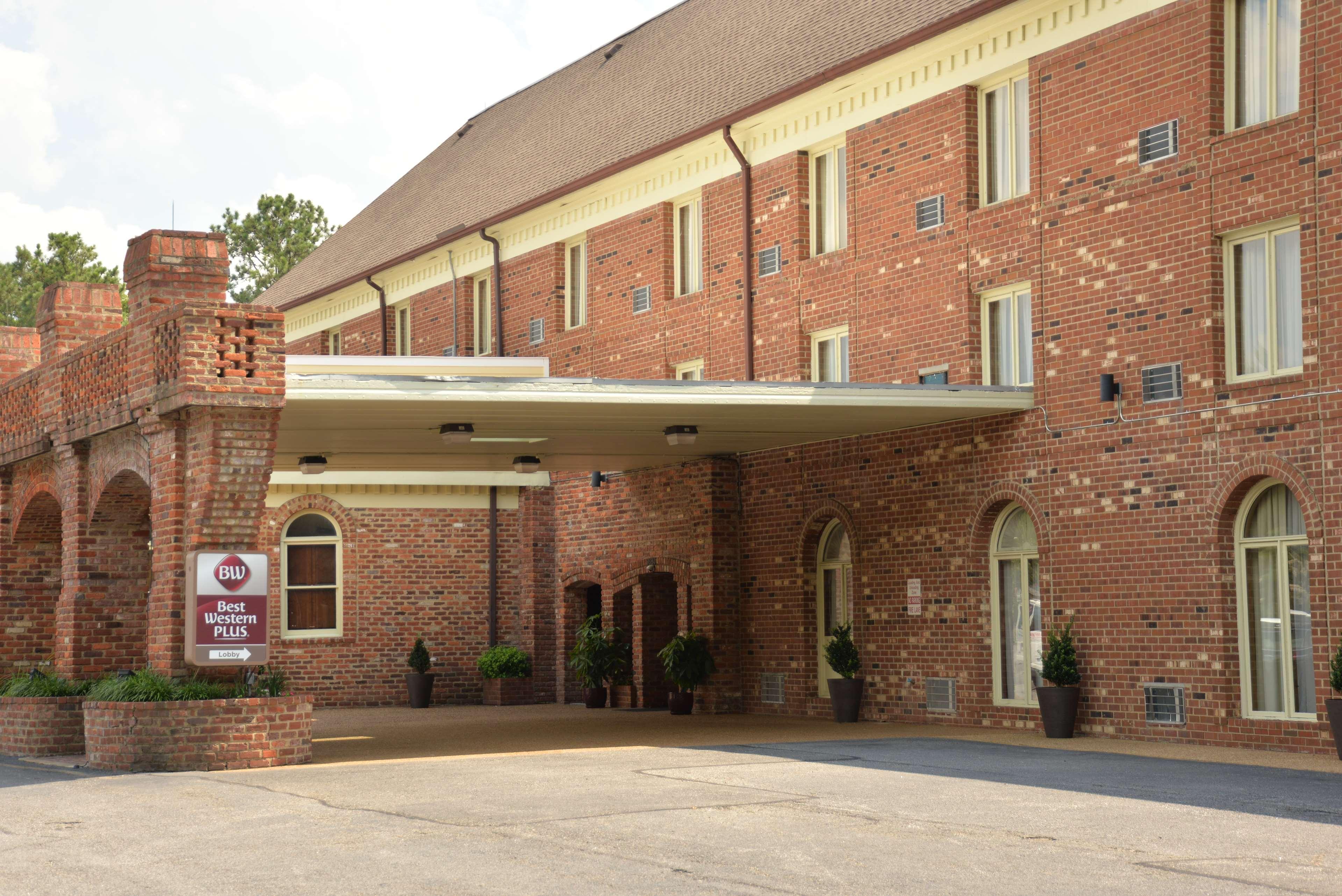 Western Governor's Richmond Hotel