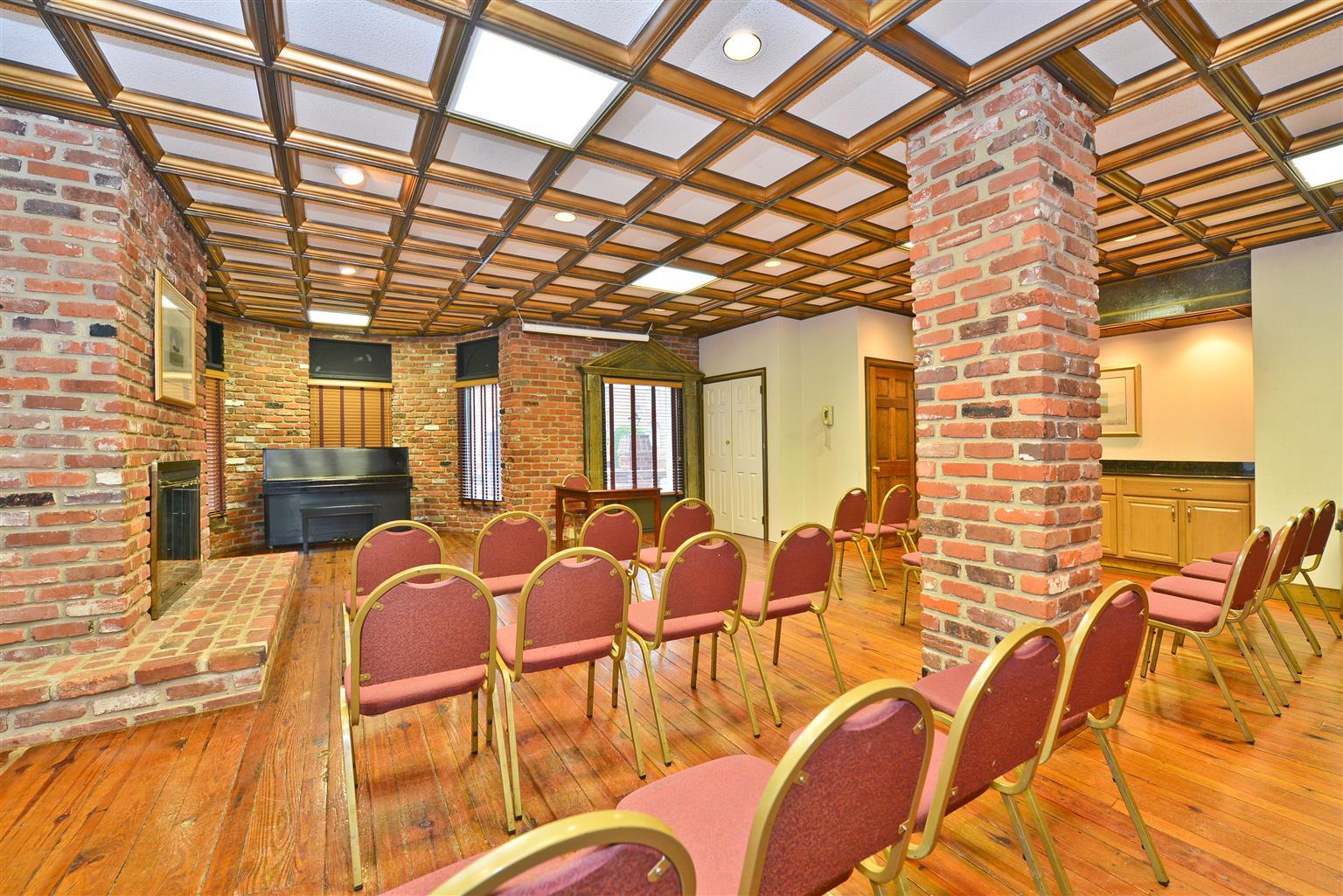 Hotel Western Governor's Richmond 3*