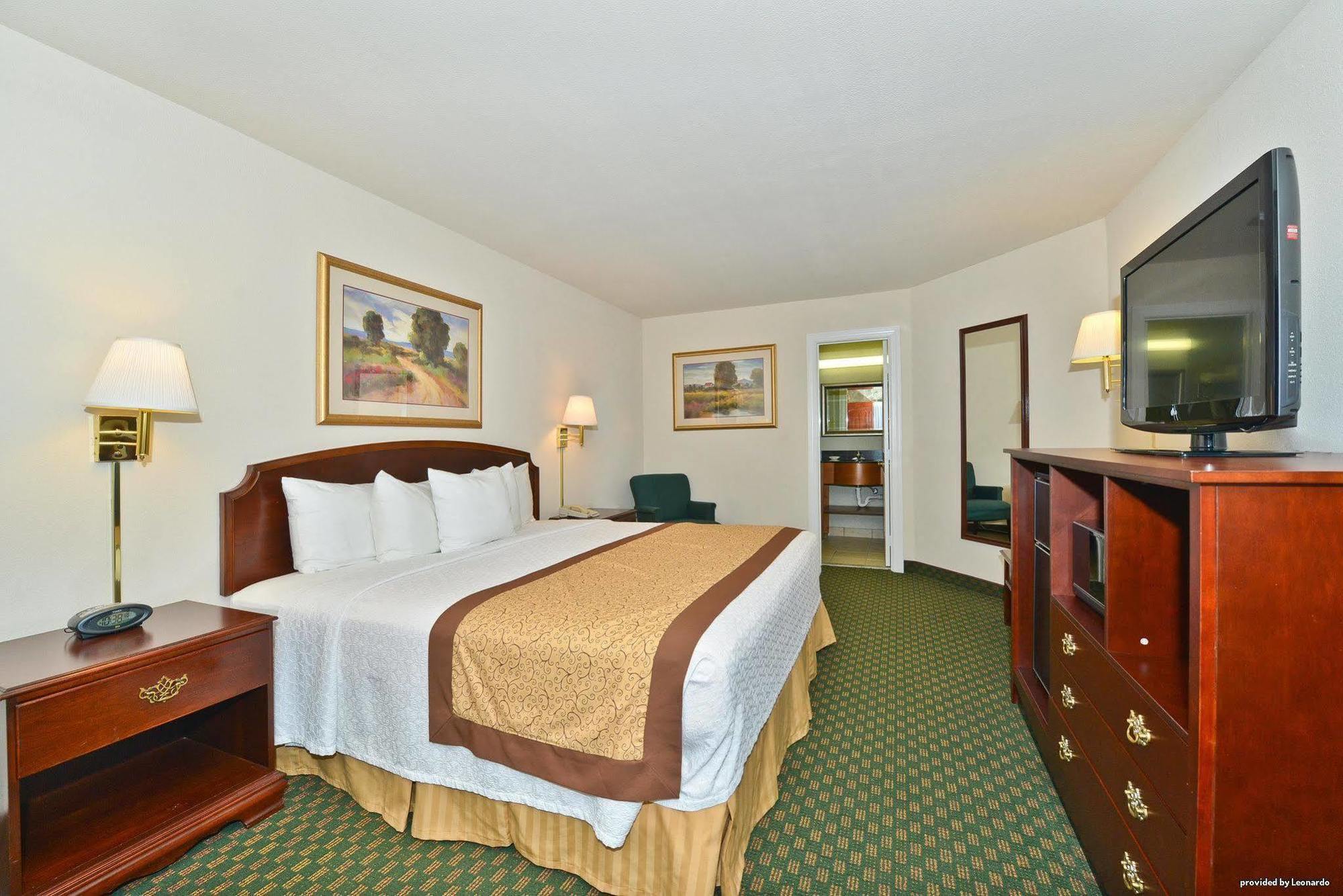 Western Governor's Richmond Hotel 3*